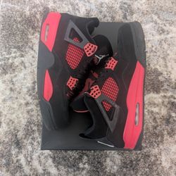 Jordan 4 Retro