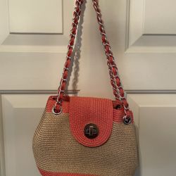 Multi Color (coral)woven straw shoulder bag chain handles turn lock closure