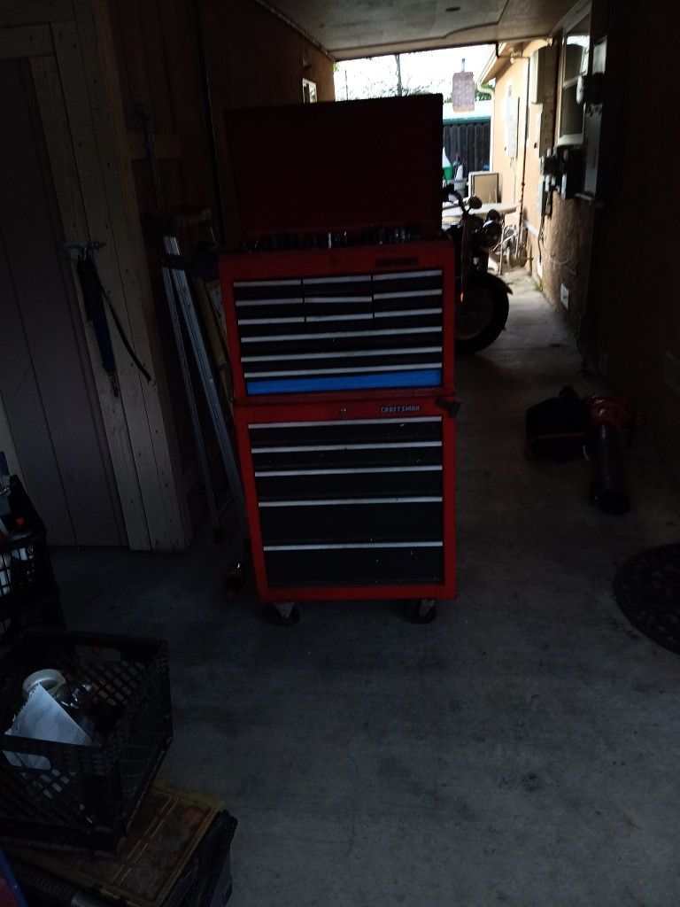 Craftsman Top And Bottom Tool Box