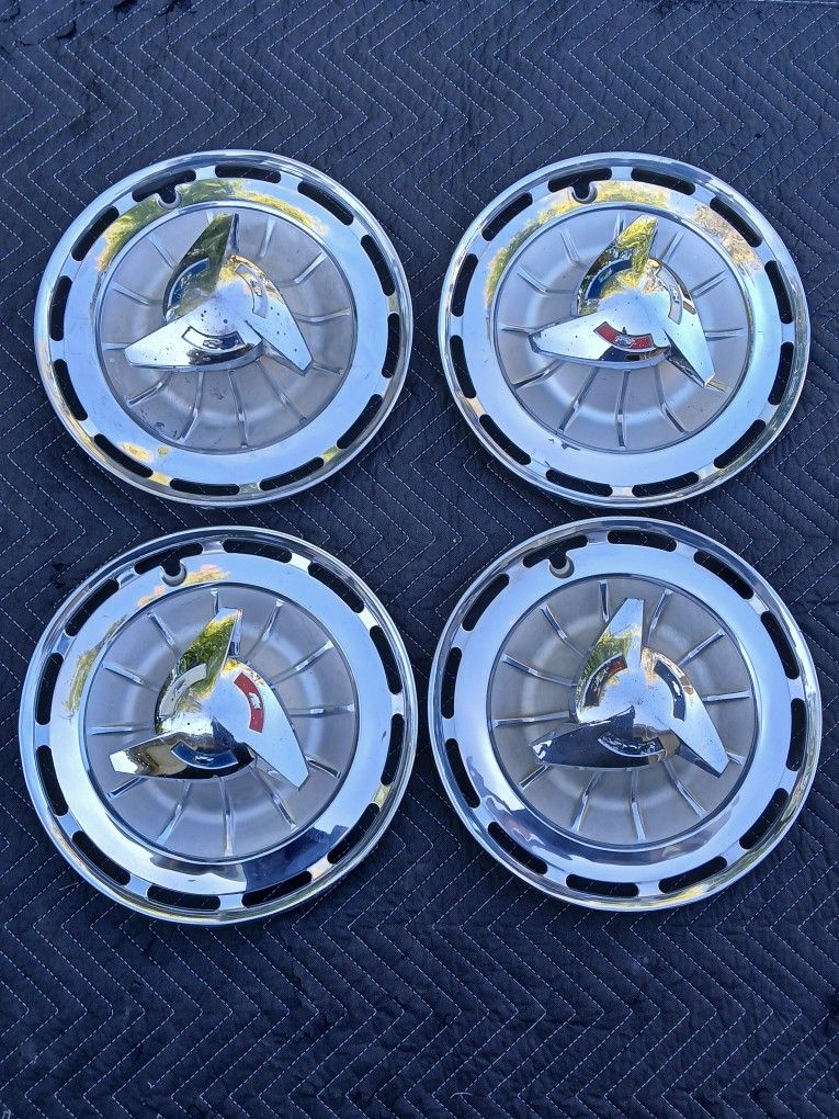 1962 Chevy Impala Hubcaps 