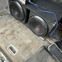 Subwoofers With Amp