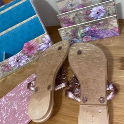 Size 9 Sandles , & Organizier Decor
