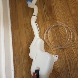 Auto Washer Fluid Reservoir Tank NEW UNUSED