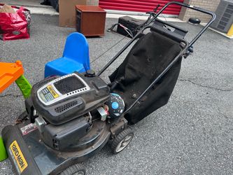 Yard vacuum