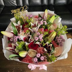 Mixed Flowers Arragment