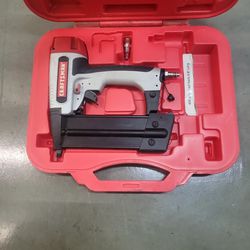 Craftsman Nail/ Staple Gun New
