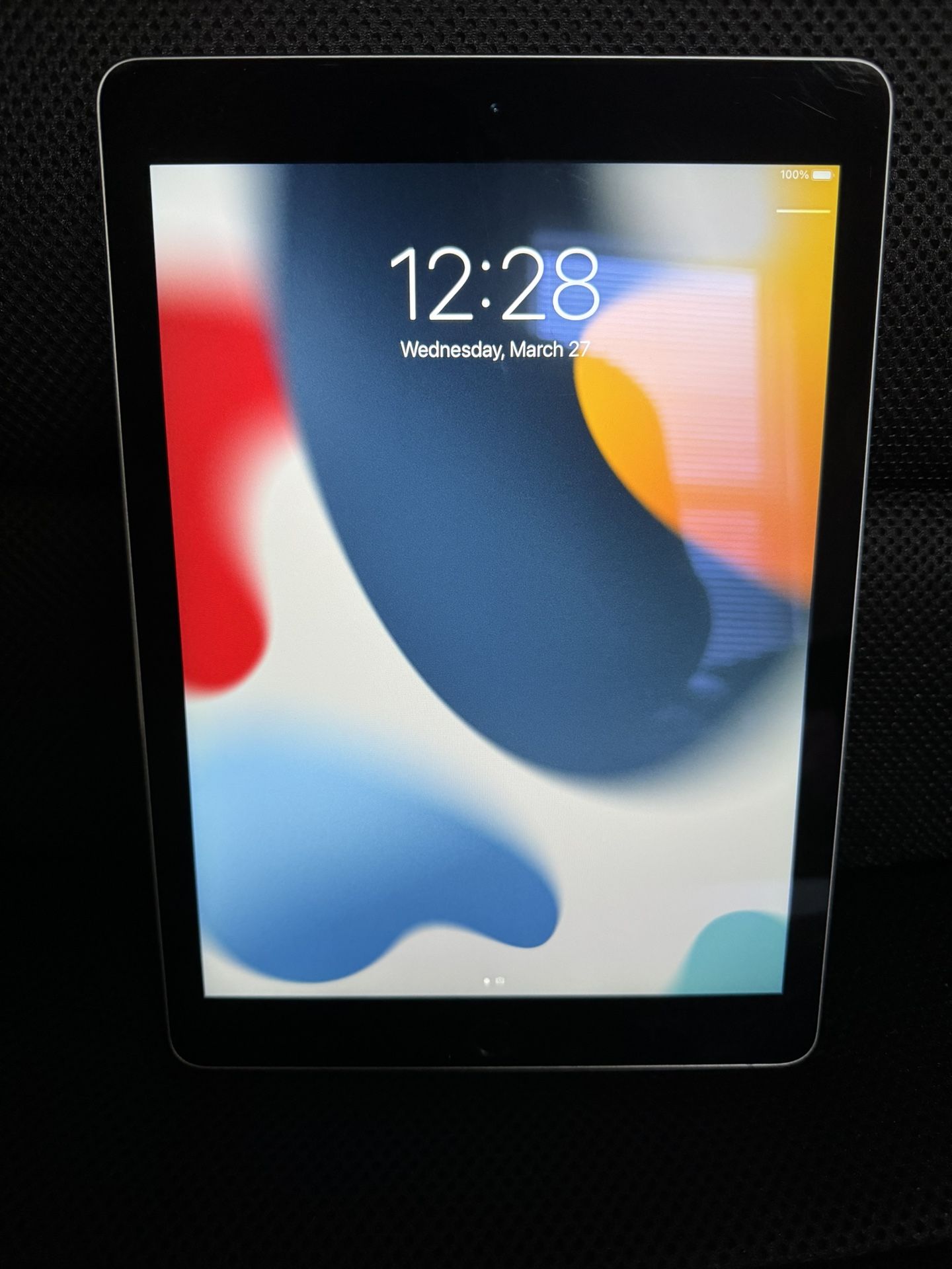 Apple Ipad Air 2 (16GB) Ready To Go!!!!