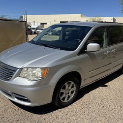 2012 Chrysler Town & Country
