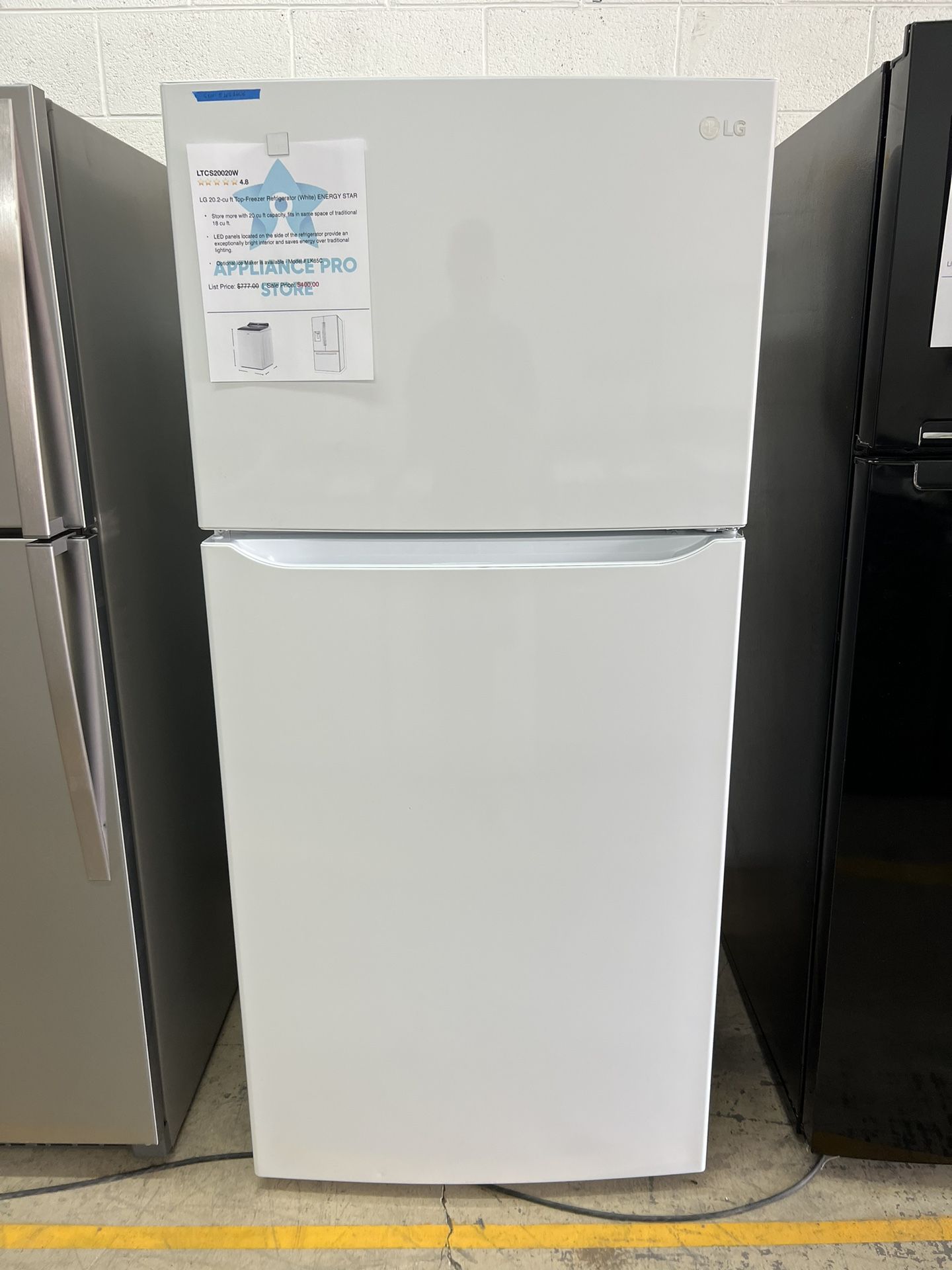 LG Refrigerator Top Freezer ( White ) Brand New