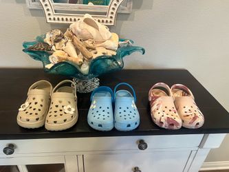 Girls croc bundle, great condition (size 13)