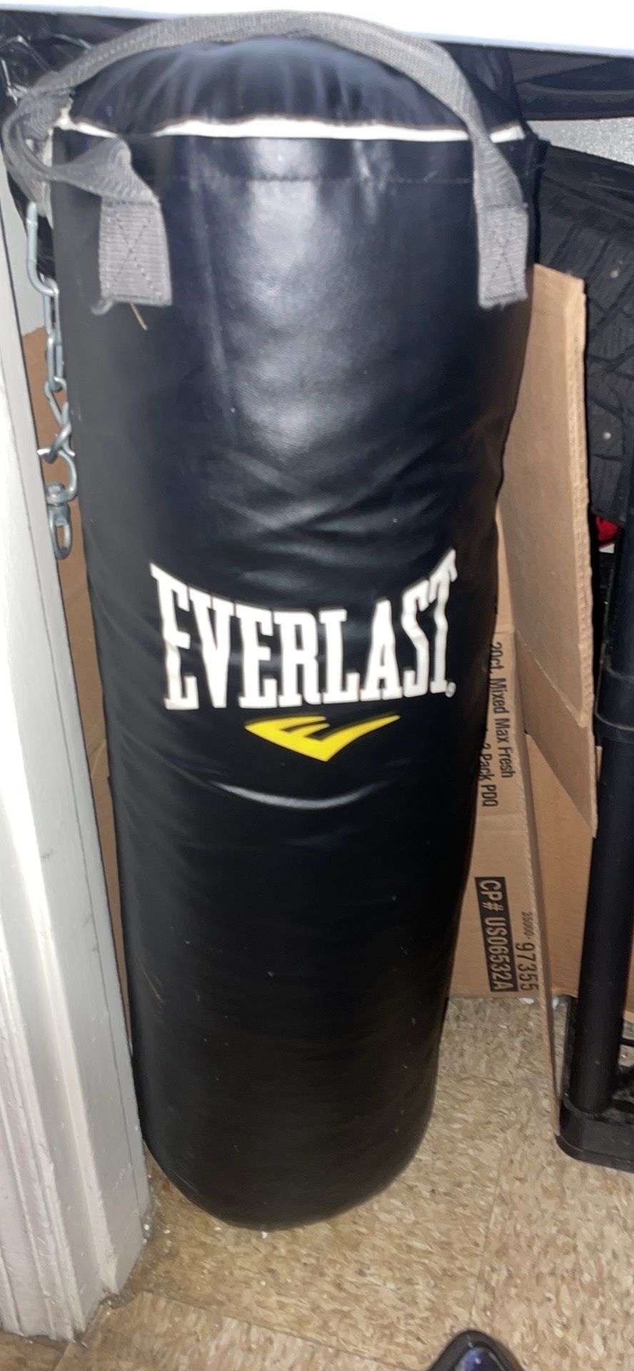 Everlasting Punching Bag With Mental Stand