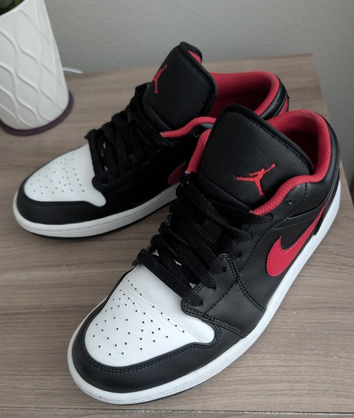 Nike Air Jordan 1 Low White Toe Black Red Sneakers Mens Size 9