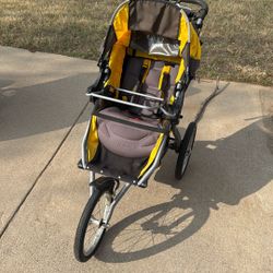 Bob Ironman Stroller With Car Seat Adapter 