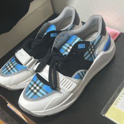 Burberry Authentic With Box