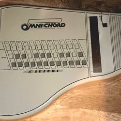 The 1984 Suzuki Omnichord OM-84