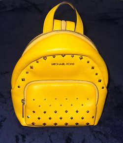 Michael Kors Back Pack Semi New