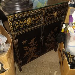 Fancy Side Table/cabinet