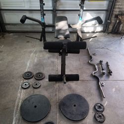Nice with set with bench,bars and weights
Delivery Available 