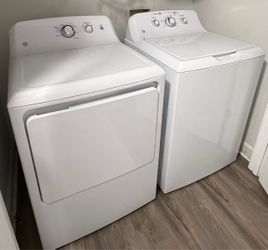 GE Washer and Dryer Set