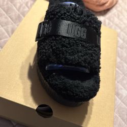 Ugg Slippers 