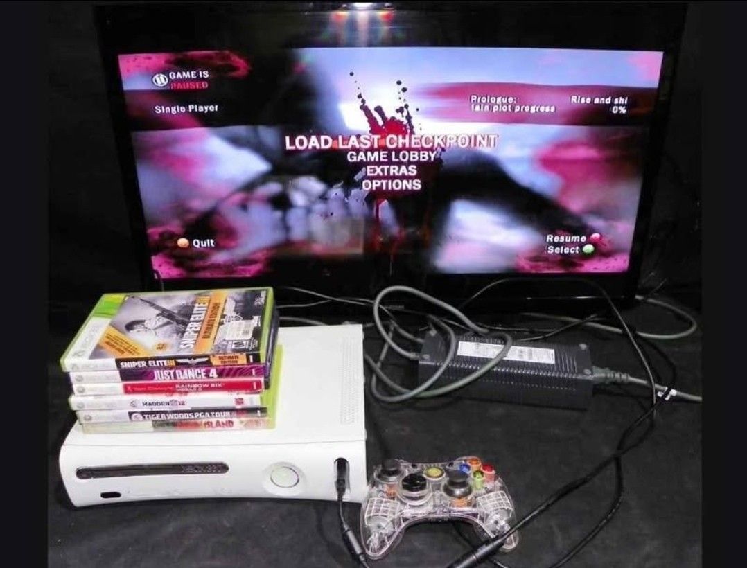 Xbox 360 With Controll And 6 Games
