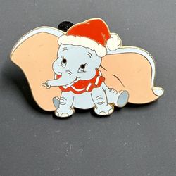 DISNEY WDW 2003 MERRY CHRISTMAS DUMBO WEARING A SANTA HAT HAPPY HOLIDAYS