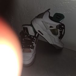 
Air Jordan 4 Retro "Lucid Green" (Rasta/Jamaica)