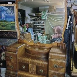 Waterfall Vanity/Dresser and Nightstand 