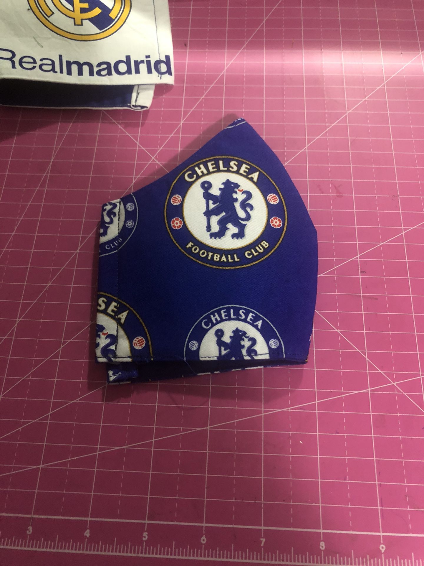 Chelsea adult face/covering mask
