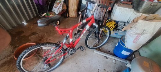 GT Full Suspension Mountain Bike Red