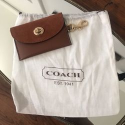 NWOT Coach Elegant Brown Leather Holder 🌹  