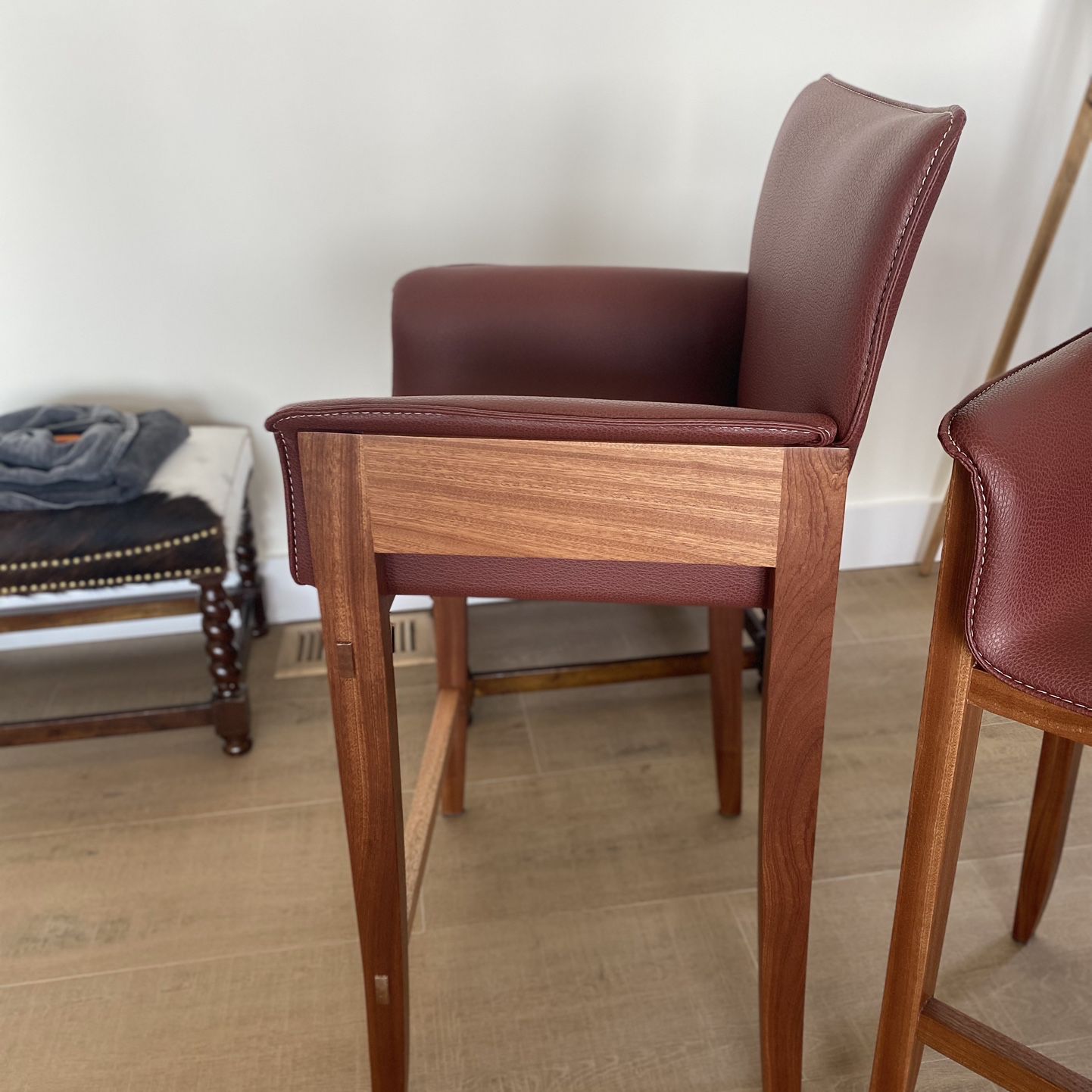 4 Genuine Leather Counter Stools