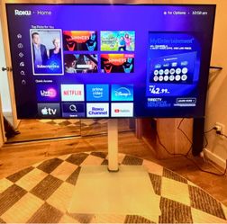 Samsung 55" 4K Smart TV (DU7200 Series)  WITH STAND - Excellent Condition