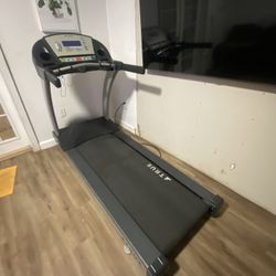 True Treadmill Commercial Grade 