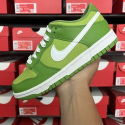 Nike Dunk Low Chlorophyll 