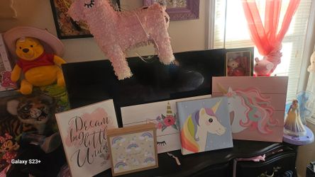 Unicorn decoration
