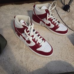 University of alabama nike id size ten