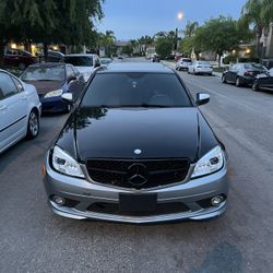 2009 Mercedes Benz C300 3,500$