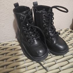 Boots Size 7 And Jacket 