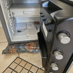 Sentry Safe Fireproof Waterproof