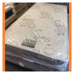 Twin size mattress/ Colchon