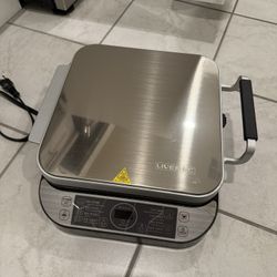 Liven Multifunctional Grilling and Baking Machine