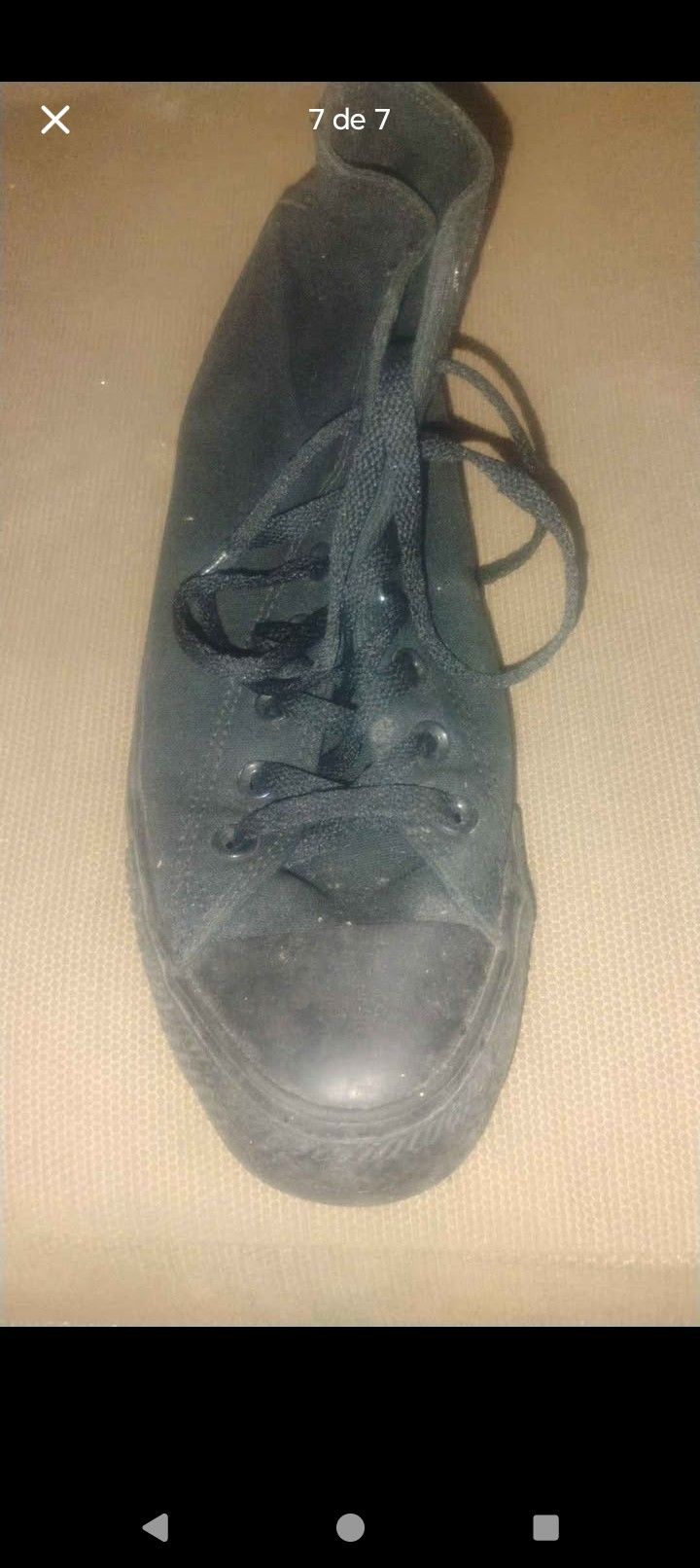 Converse Size 9