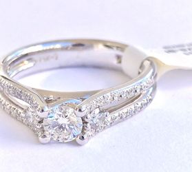 Engagement Ring Diamond Ring Natural Diamonds 💎 LIQUIDATION  SALE -65% FIND ANOTHER AT THIS PRICE ILL GIVE YOU $400 LESS!!!!