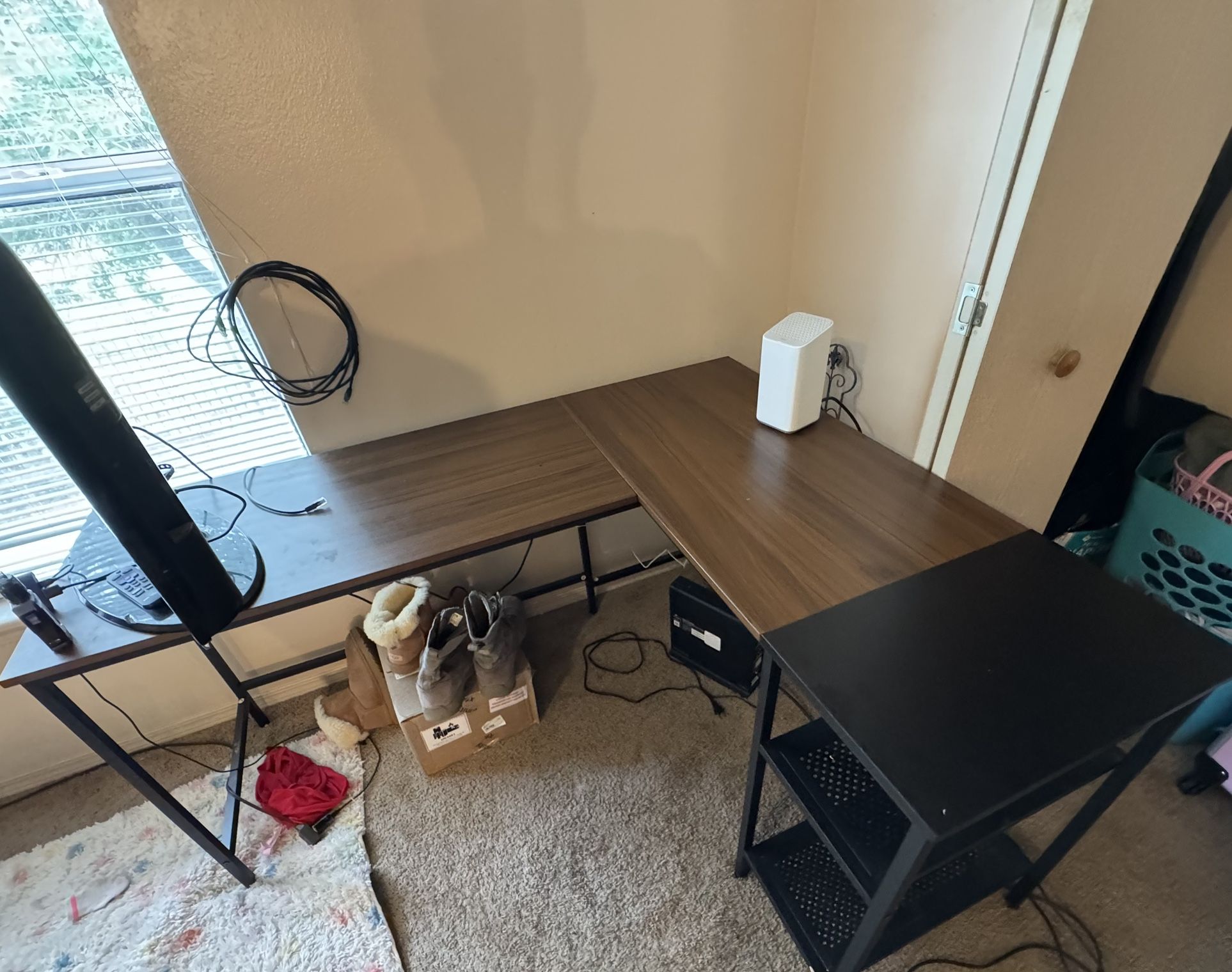 Work Desk