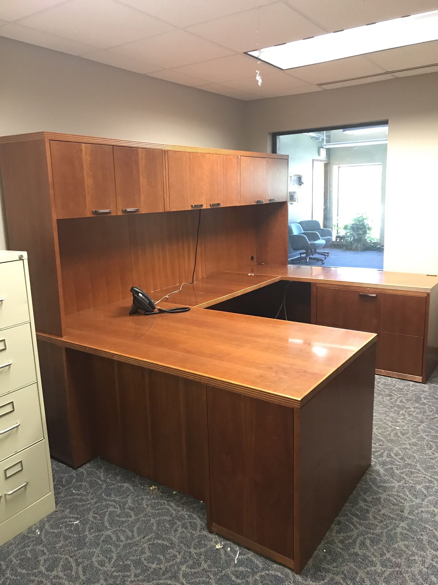 Large Executive Desk