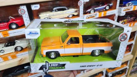 NOT MADE ANYMORE JADA TOYS TRUCKS 