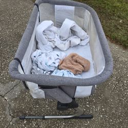 Baby Delight Bassinet 