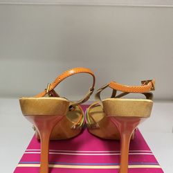 BCBG heels