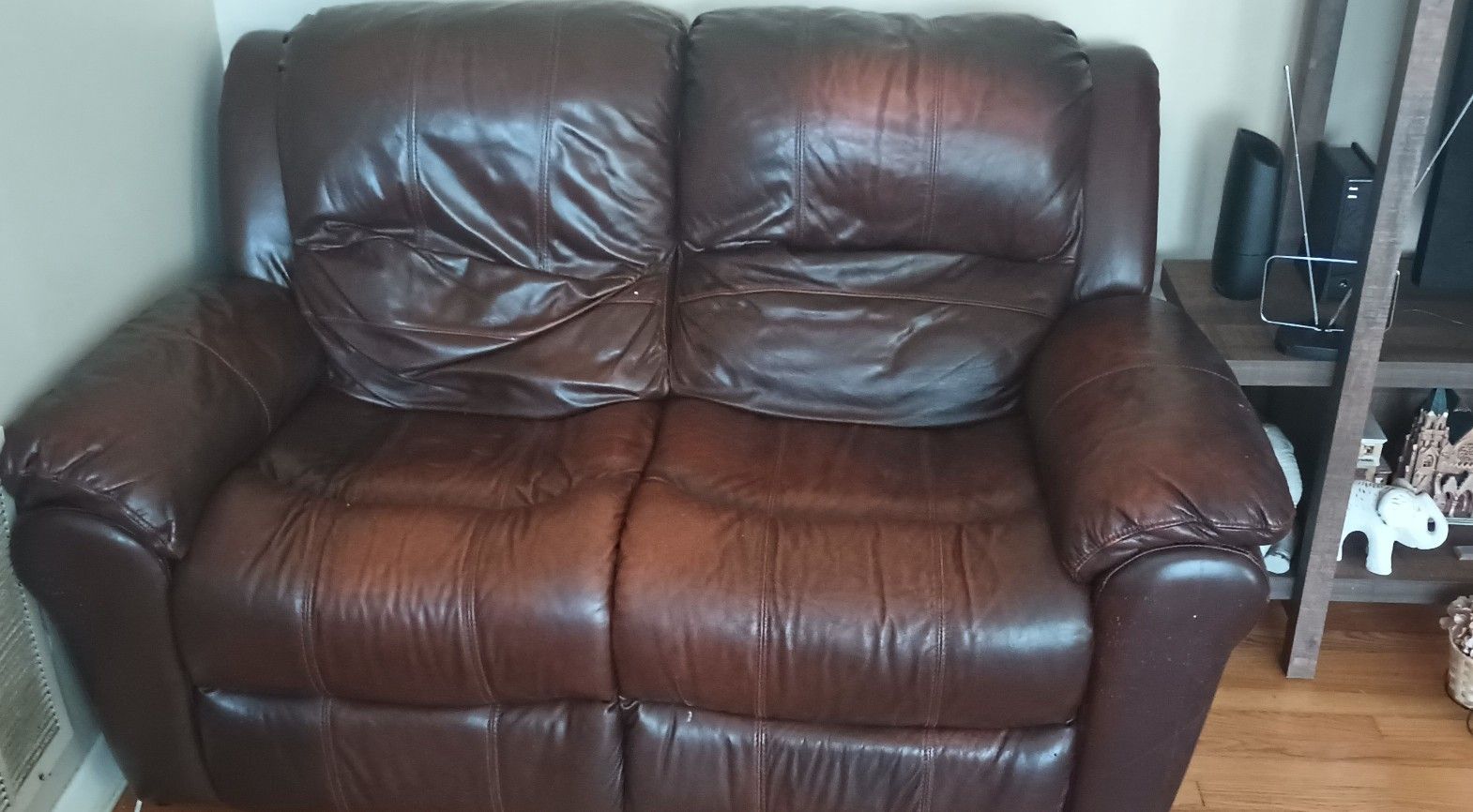 Leather Love Seat Recliner for Sale in San Antonio, TX OfferUp